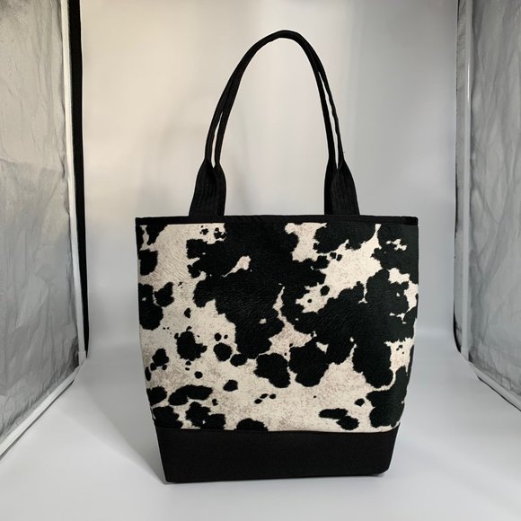 Spicer Bags, Signature Tote Bag in Moo! 19"W x 13"H x 6"D. Strap Drop: 10" - Picture 2 of 5